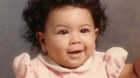 beyoncé born in 1979|what was beyonce's childhood like.